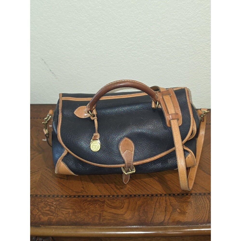 Dooney And Bourke Black Tan Pebbled Leather Carpet Bag Satchel Aprox 13x9x6 In